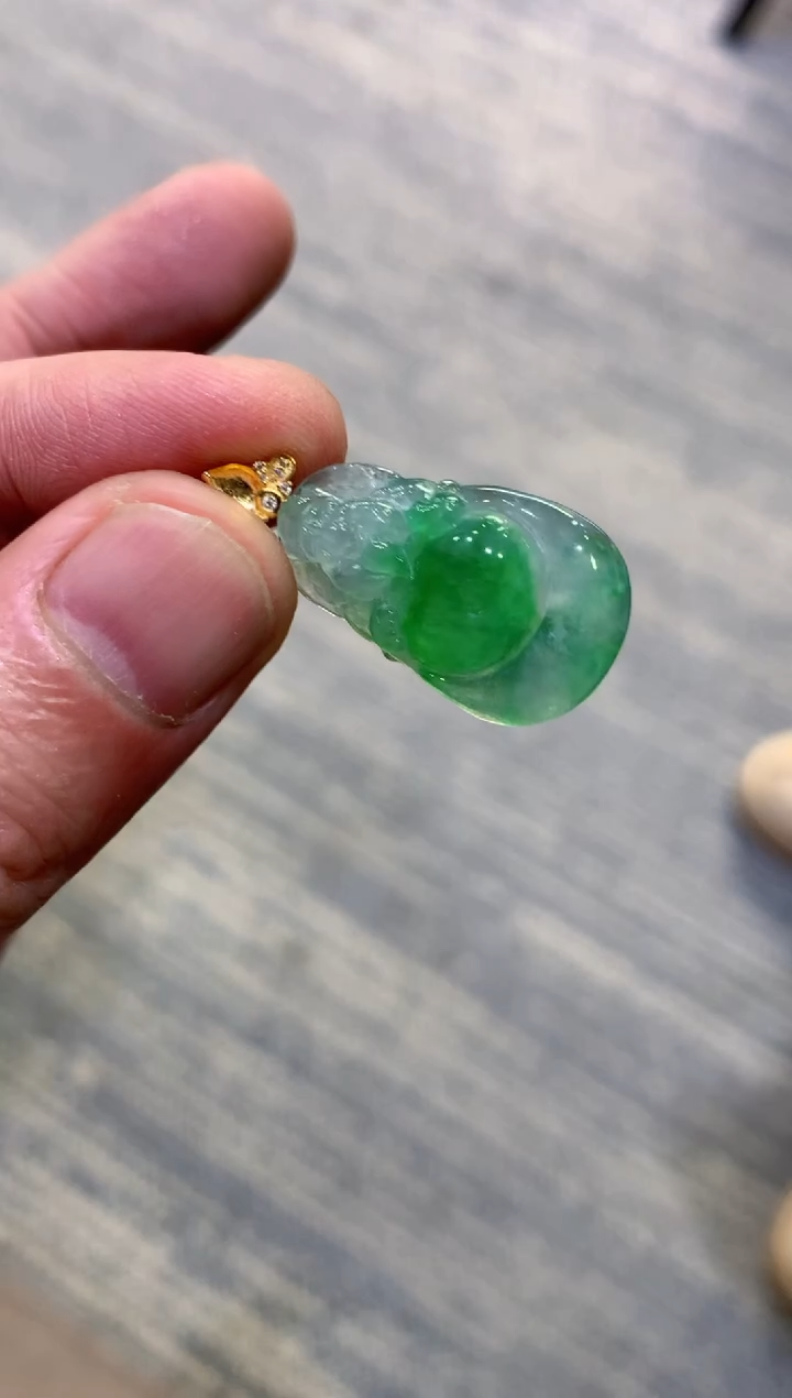 颈饰未镶嵌翡翠天然A货翡翠