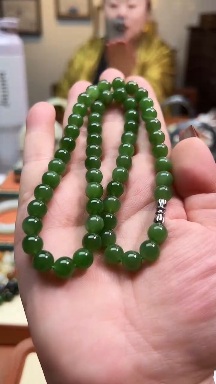 颈饰未镶嵌和田玉8mm左右碧玉圆珠锁骨珠