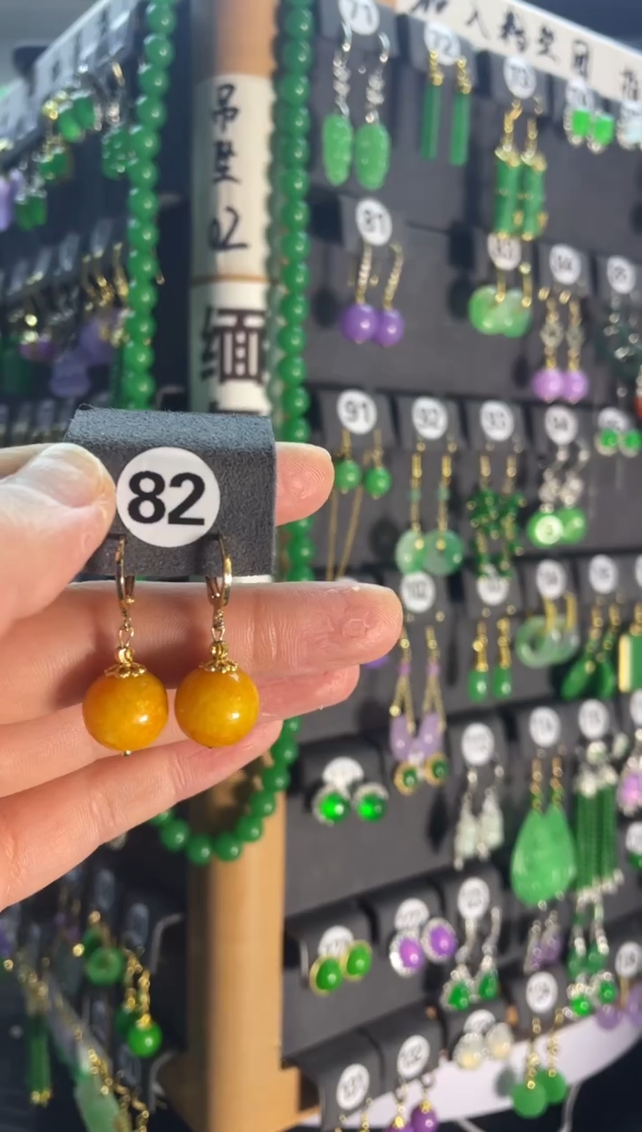 【闪购商品】翡翠耳饰银S925镶嵌82.....