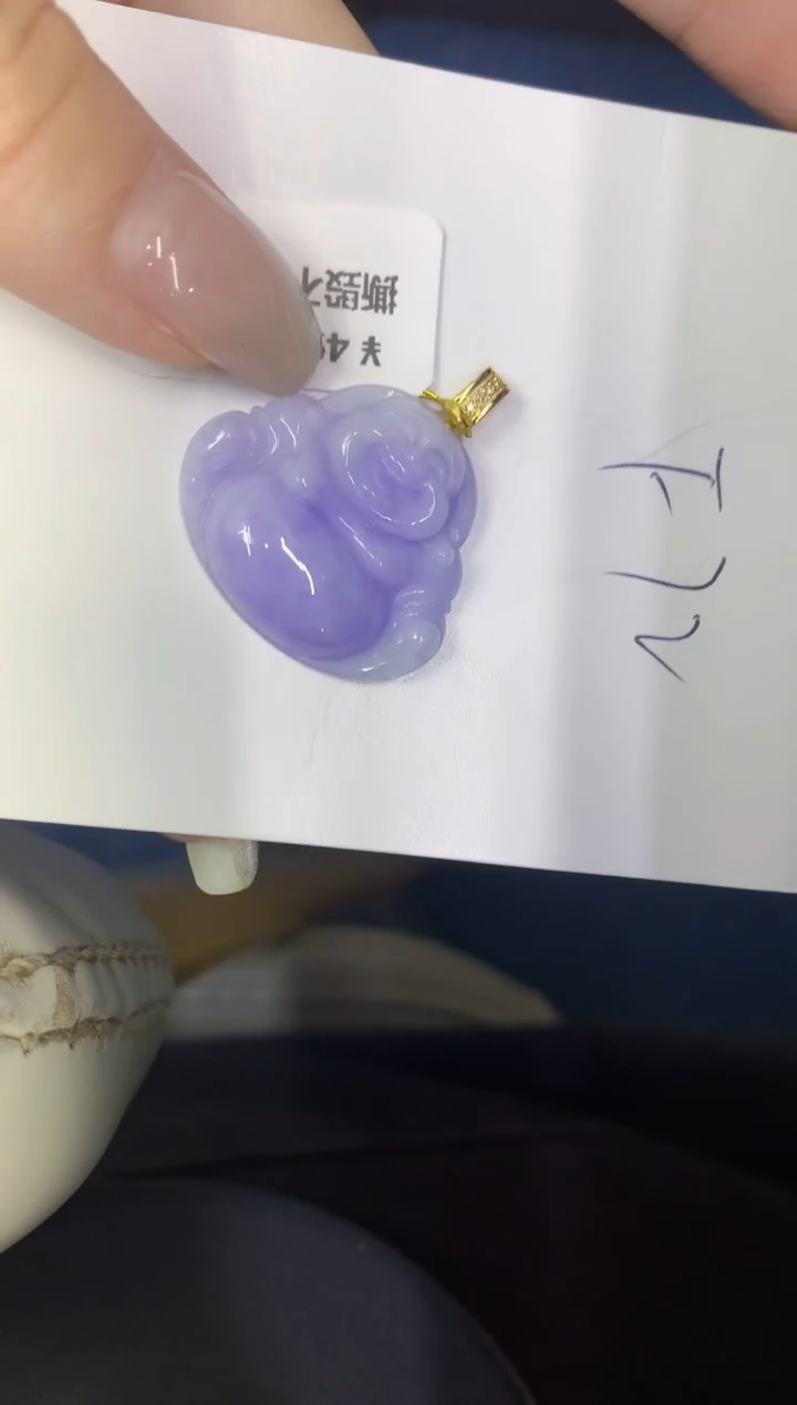 翡翠18K金镶嵌颈饰缅甸天然翡翠A货