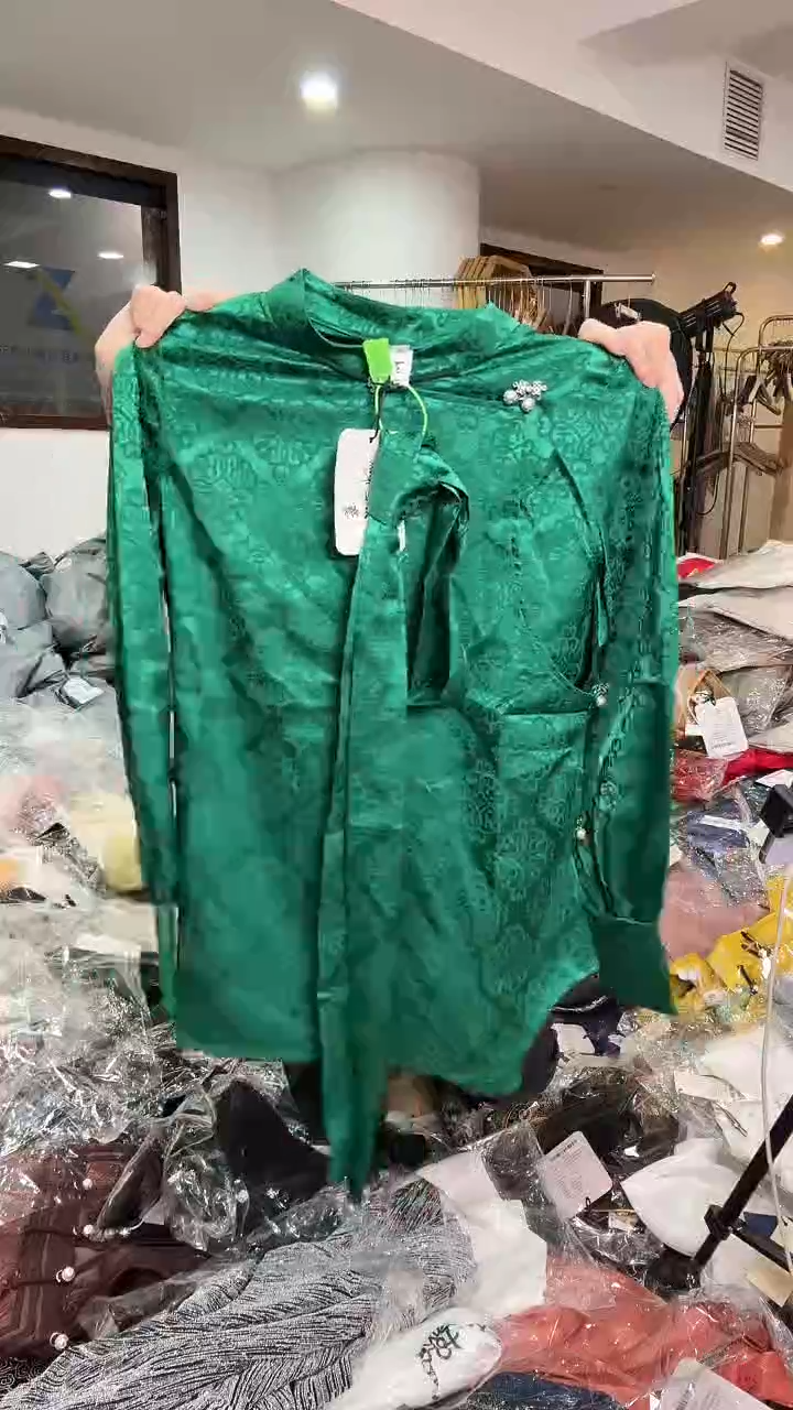 L码        110-120斤  衬衣