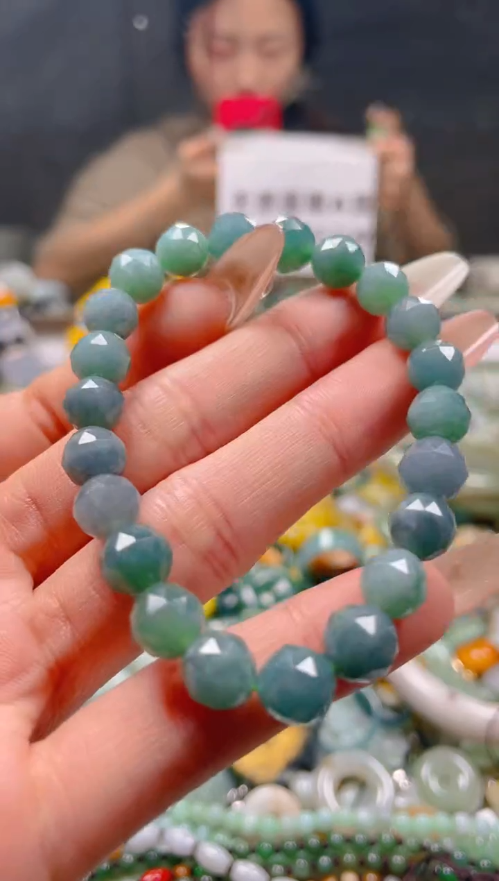 【闪购商品】翡翠颈饰未镶嵌8-9MM/Q/翡翠A货一图一物