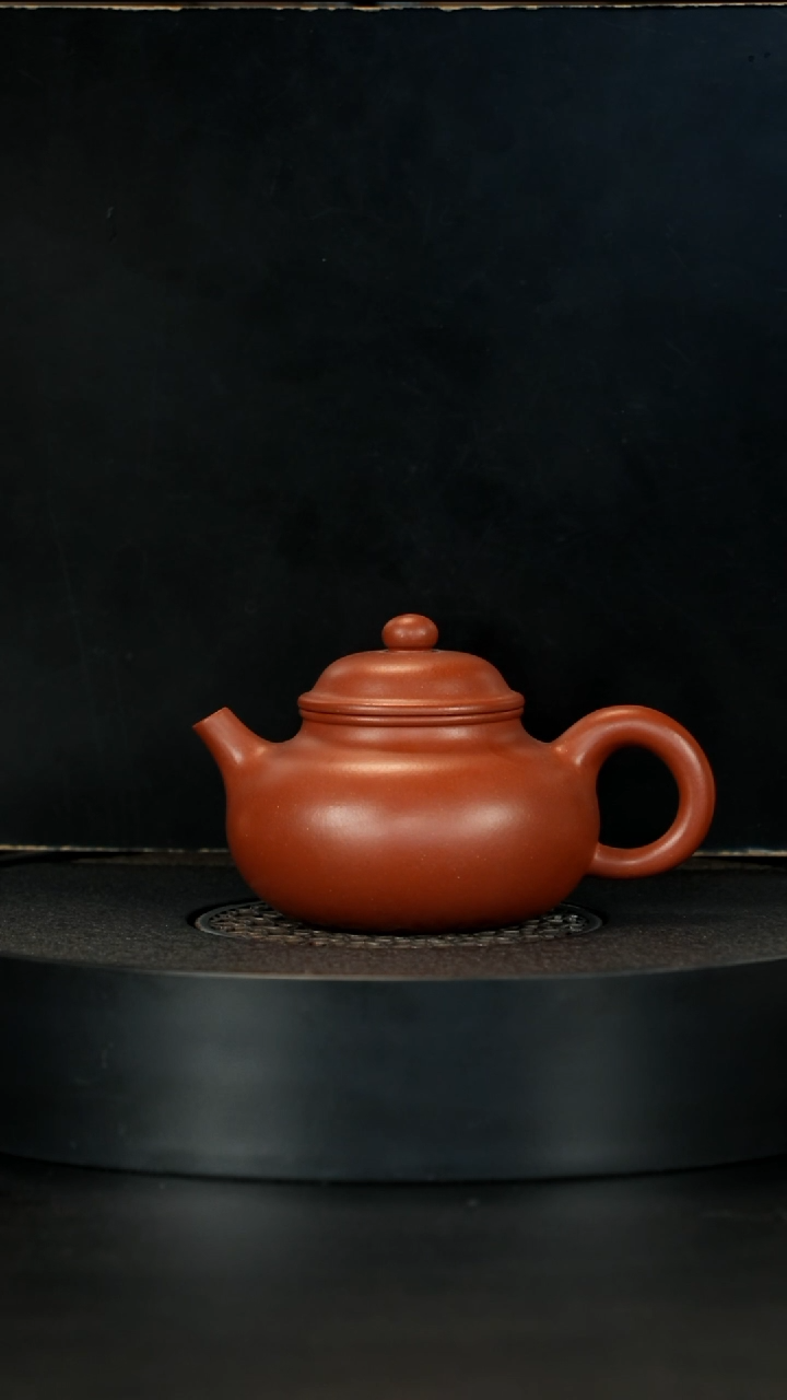 【闪购商品】紫砂茶壶赵庄生砂朱泥容天175cc