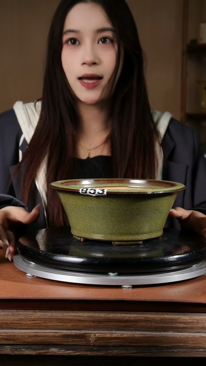 【闪购商品】8寸四脚反口圆盆953家居级