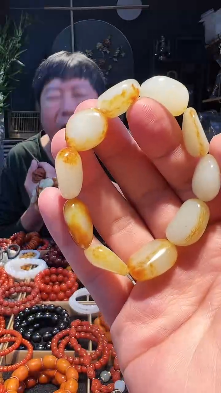 【闪购商品】和田玉手串未镶嵌单圈-略小