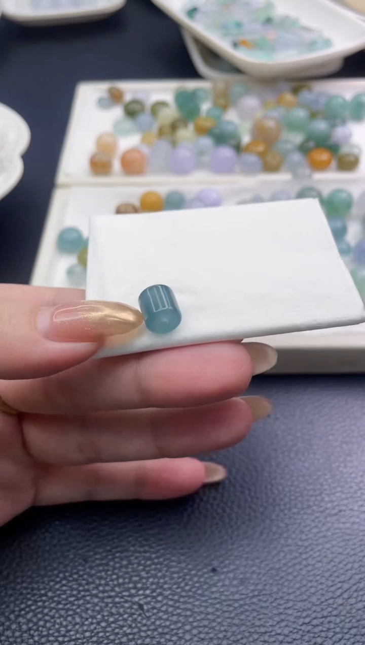 未镶嵌定制翡翠Z*T珠子
