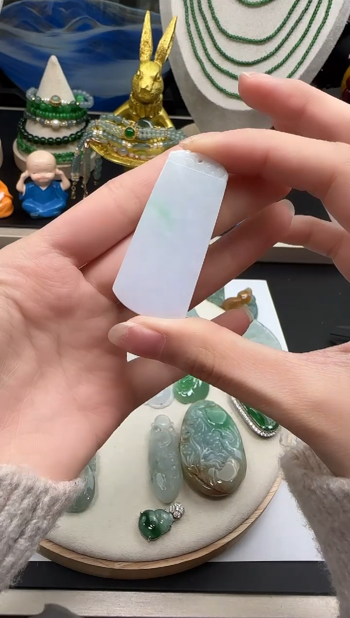 【闪购商品】翡翠吊坠(不含链)未镶嵌【海莎一口翠】翡翠挂件1