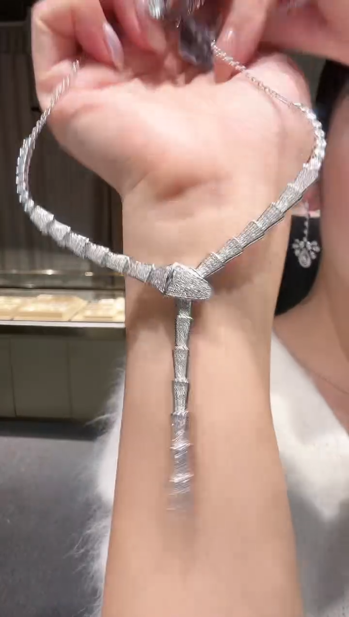 18K金镶嵌项链钻石HS0005-W-45