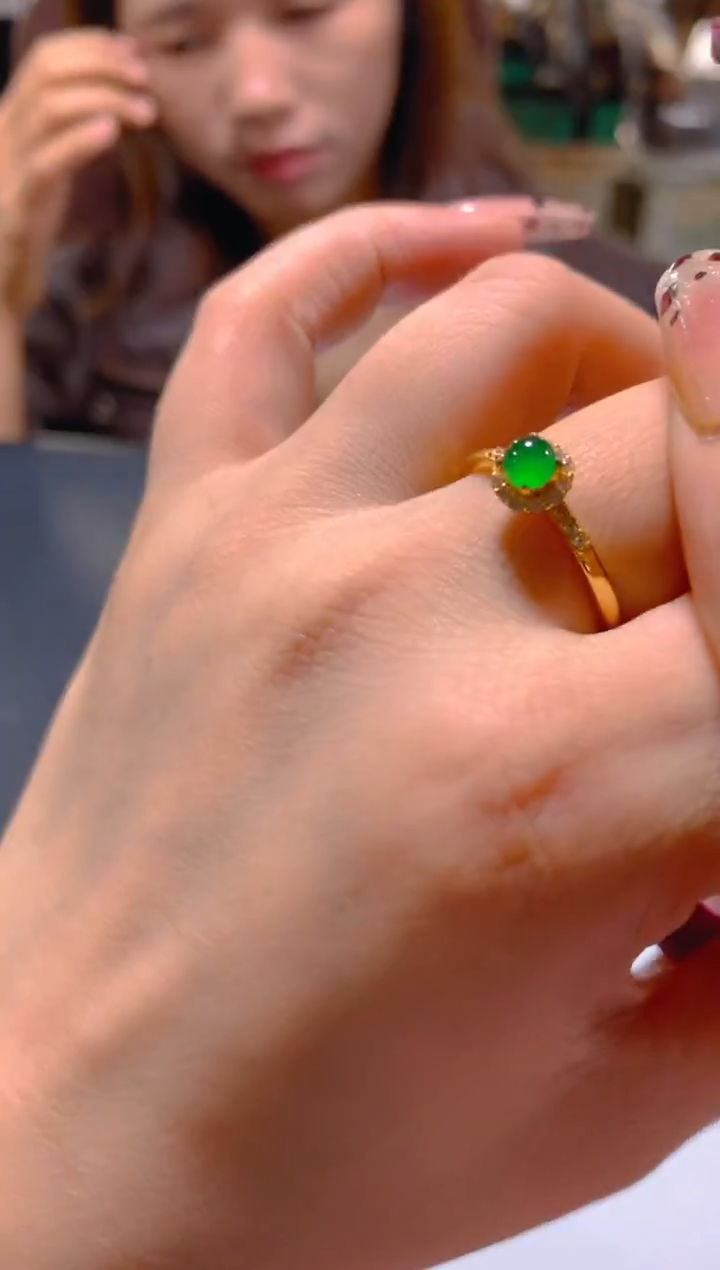 未镶嵌戒指翡翠多样性发一