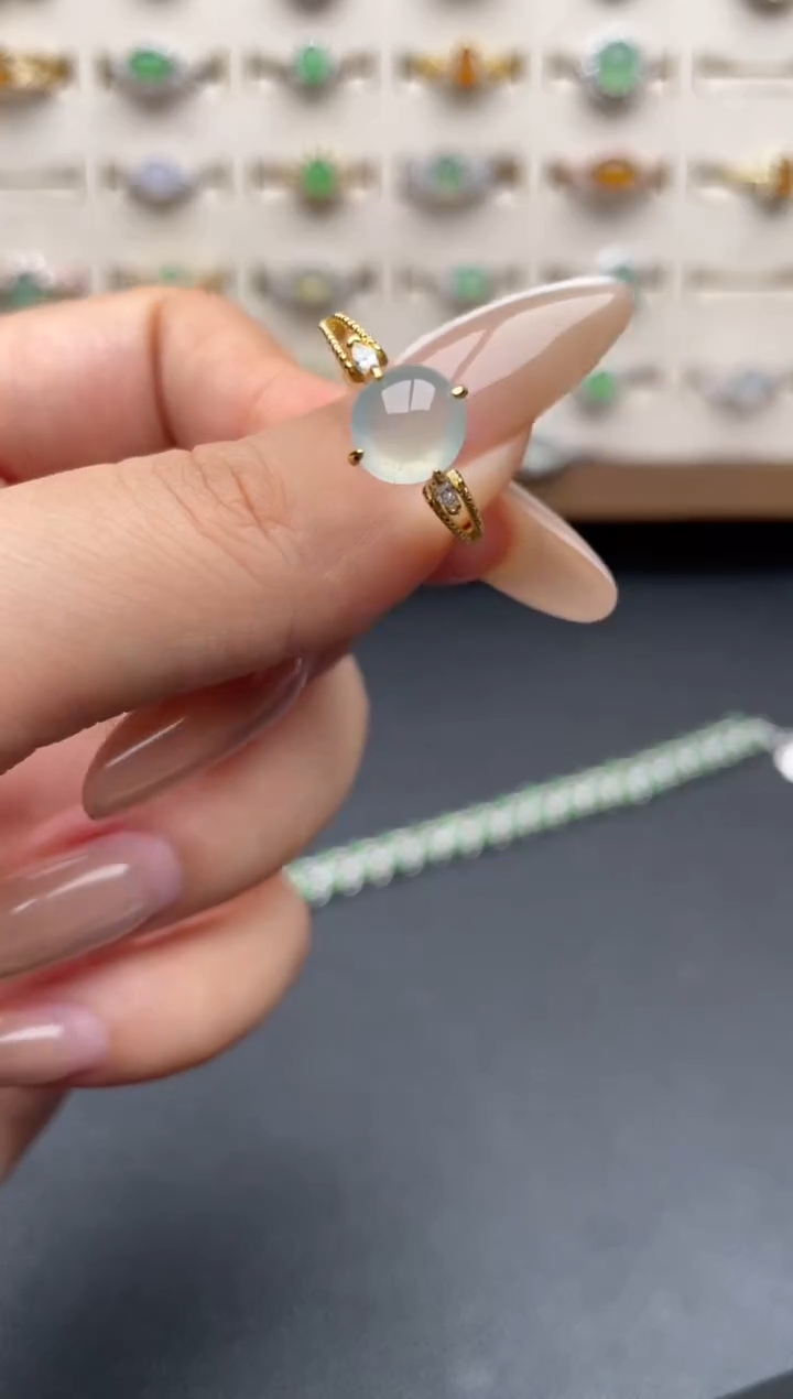 银S925镶嵌戒指翡翠一物一证一礼盒