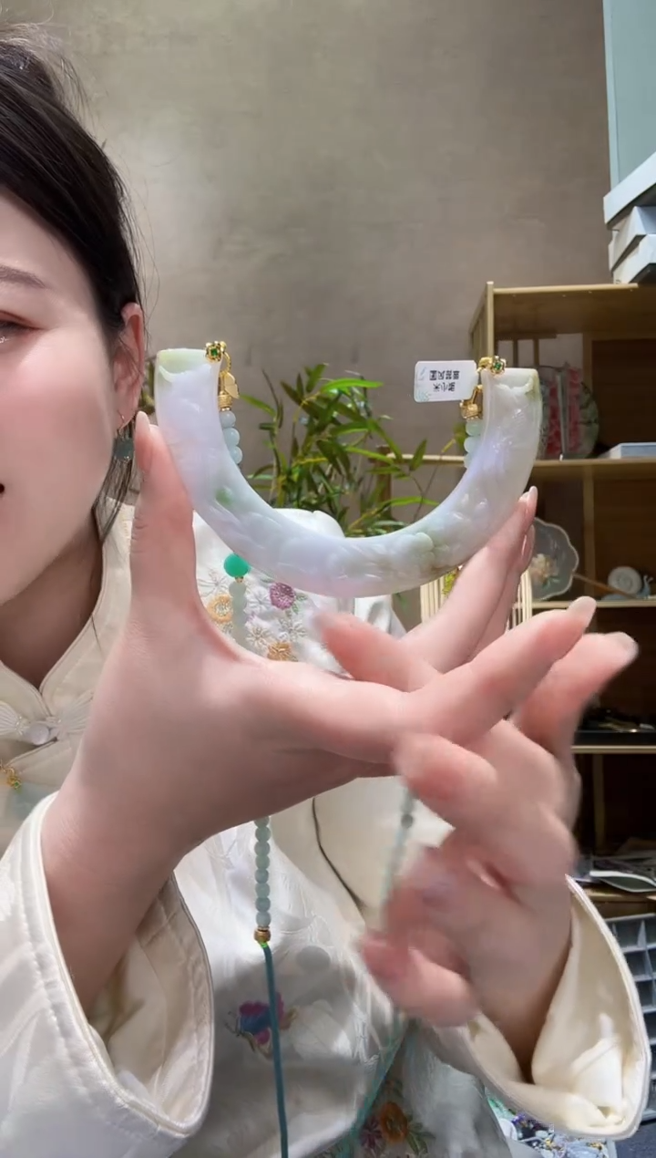 【闪购商品】翡翠颈饰未镶嵌吊坠