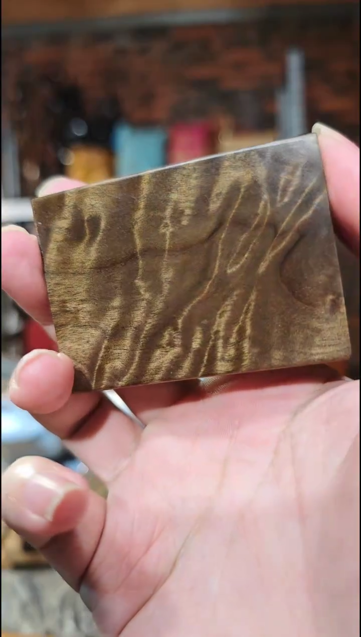 金丝楠无事牌手把件