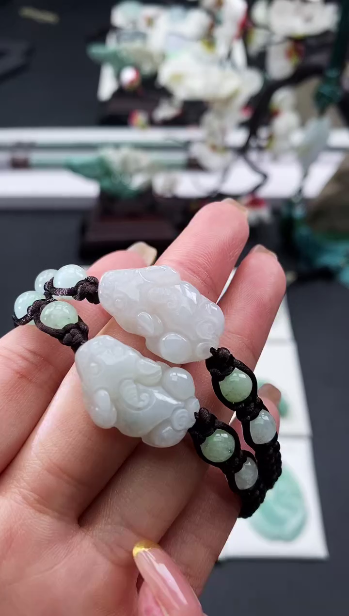 【闪购商品】翡翠颈饰未镶嵌天然缅甸翡翠A货随机发一件