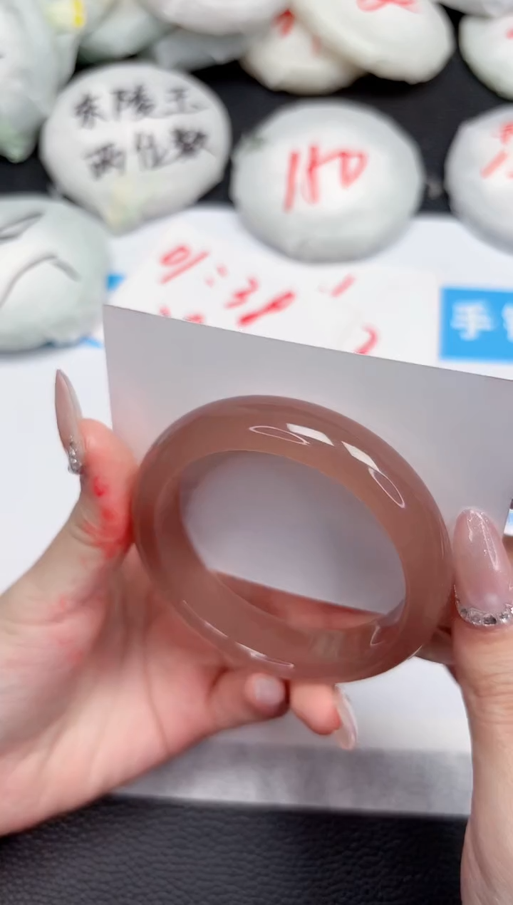 【闪购商品】石英质玉手镯未镶嵌271-55.6