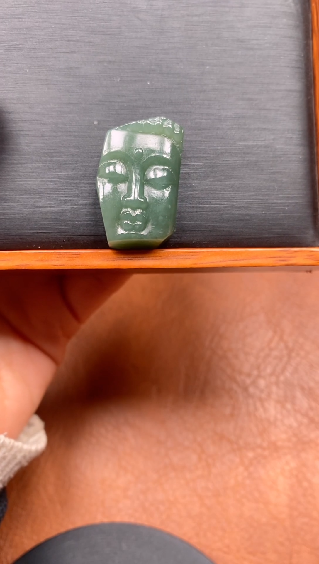 颈饰未镶嵌和田玉佛头