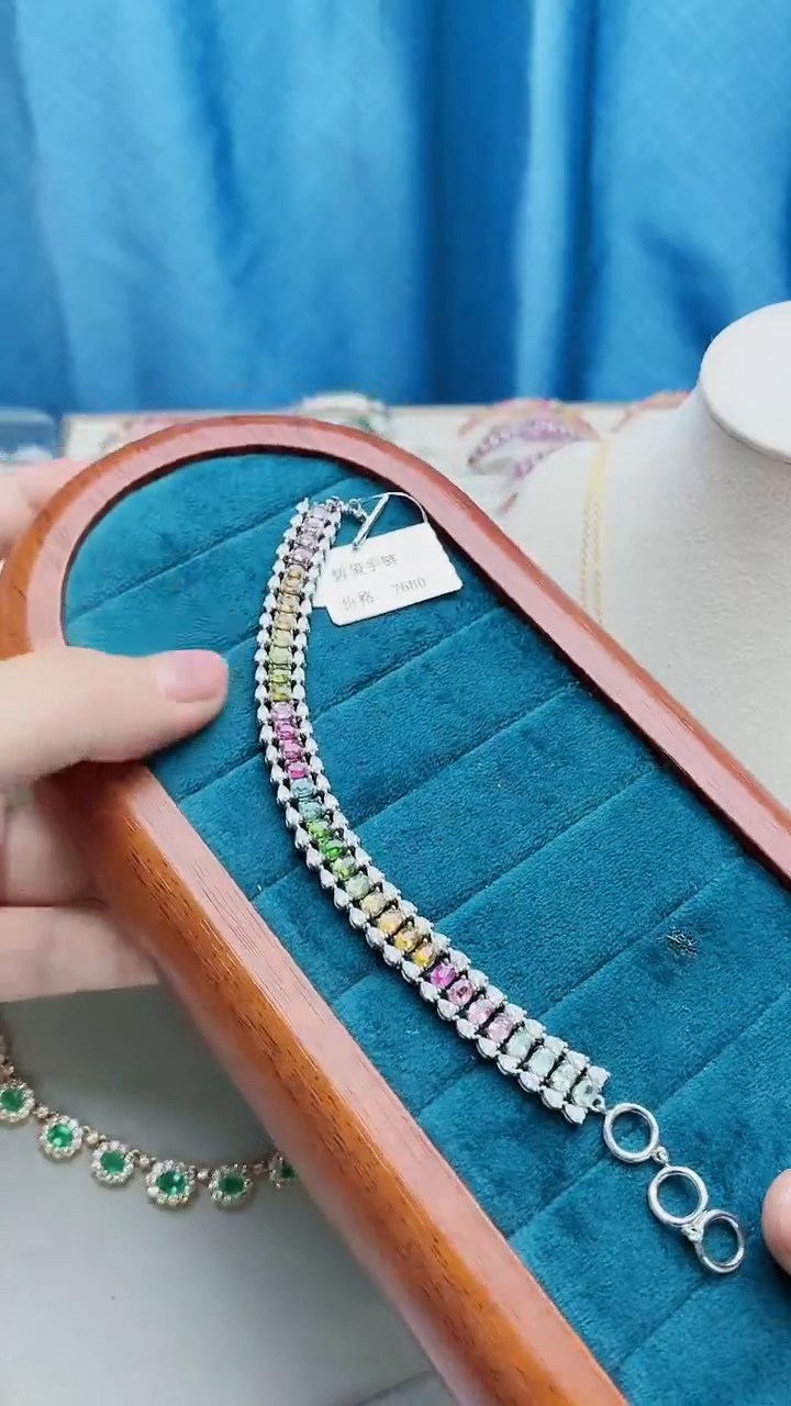 银S925镶嵌手链碧玺530ZB1110产品一个（多样性）