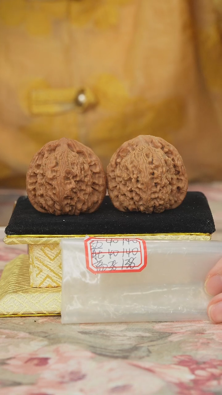 把件文玩核桃赵喜满南疆石