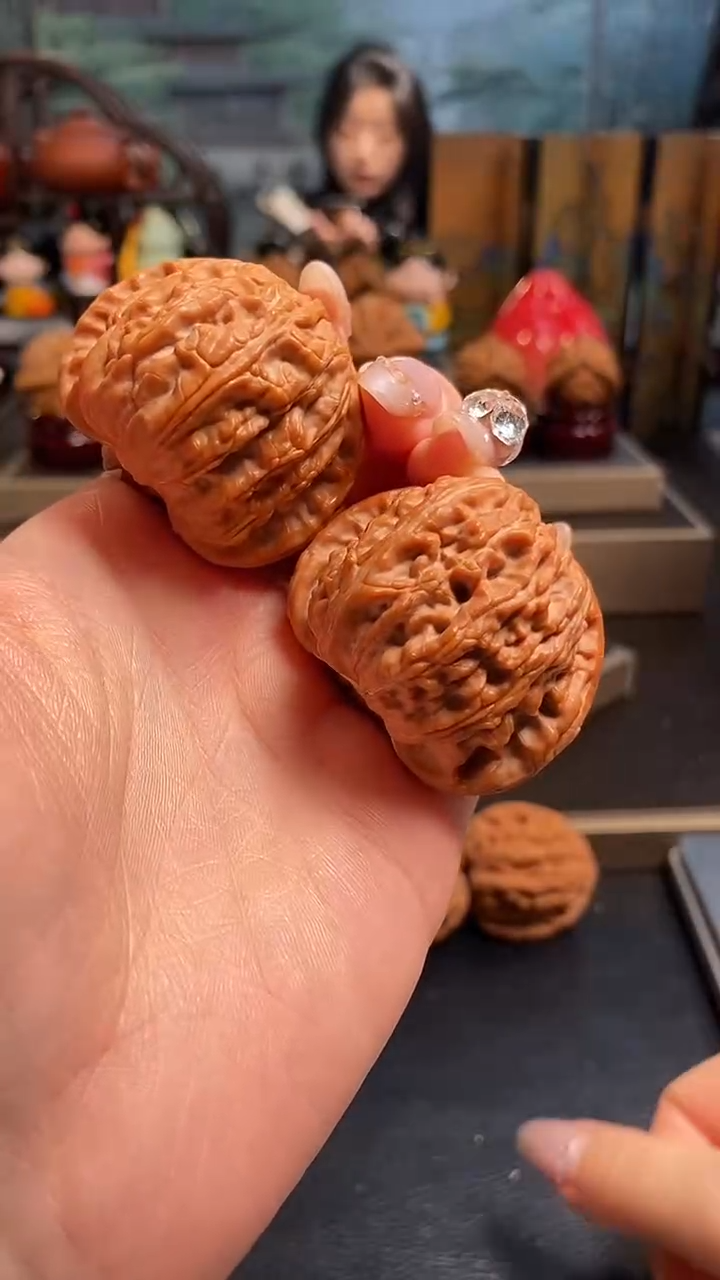 【闪购商品】文玩核桃吊坠K170白狮子43