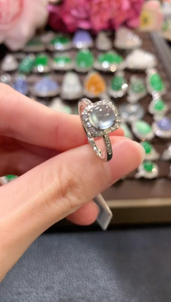 18K金镶嵌戒指翡翠b10