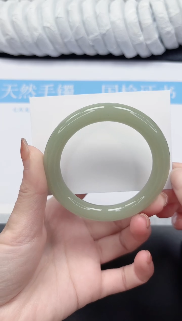 未镶嵌手镯石英质玉151-57.5DY