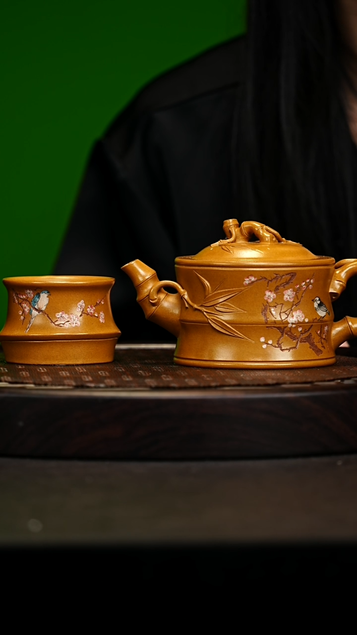 宜兴原矿高端紫砂 宕口黄金段320cc