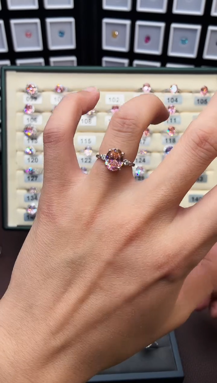 戒指彩色蓝宝石银S925镶嵌111