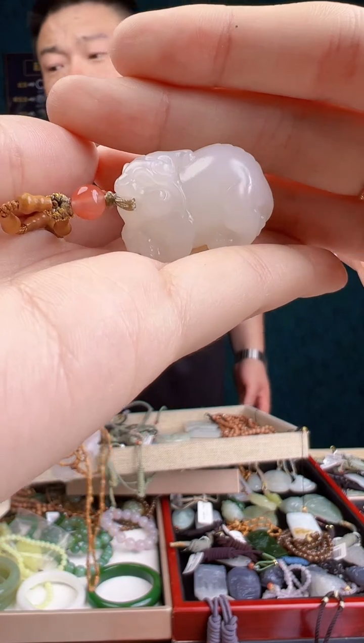 和田玉未镶嵌颈饰多样性发货 拍一单发一个