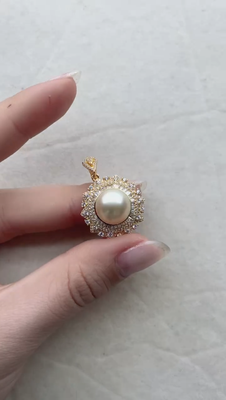 【闪购商品】海水珍珠吊坠银S925镶嵌Y40