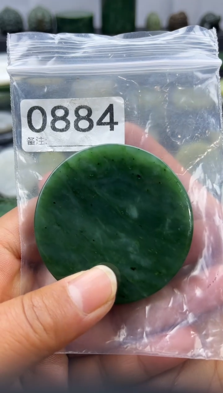 未镶嵌和田玉珠宝半成品镯芯