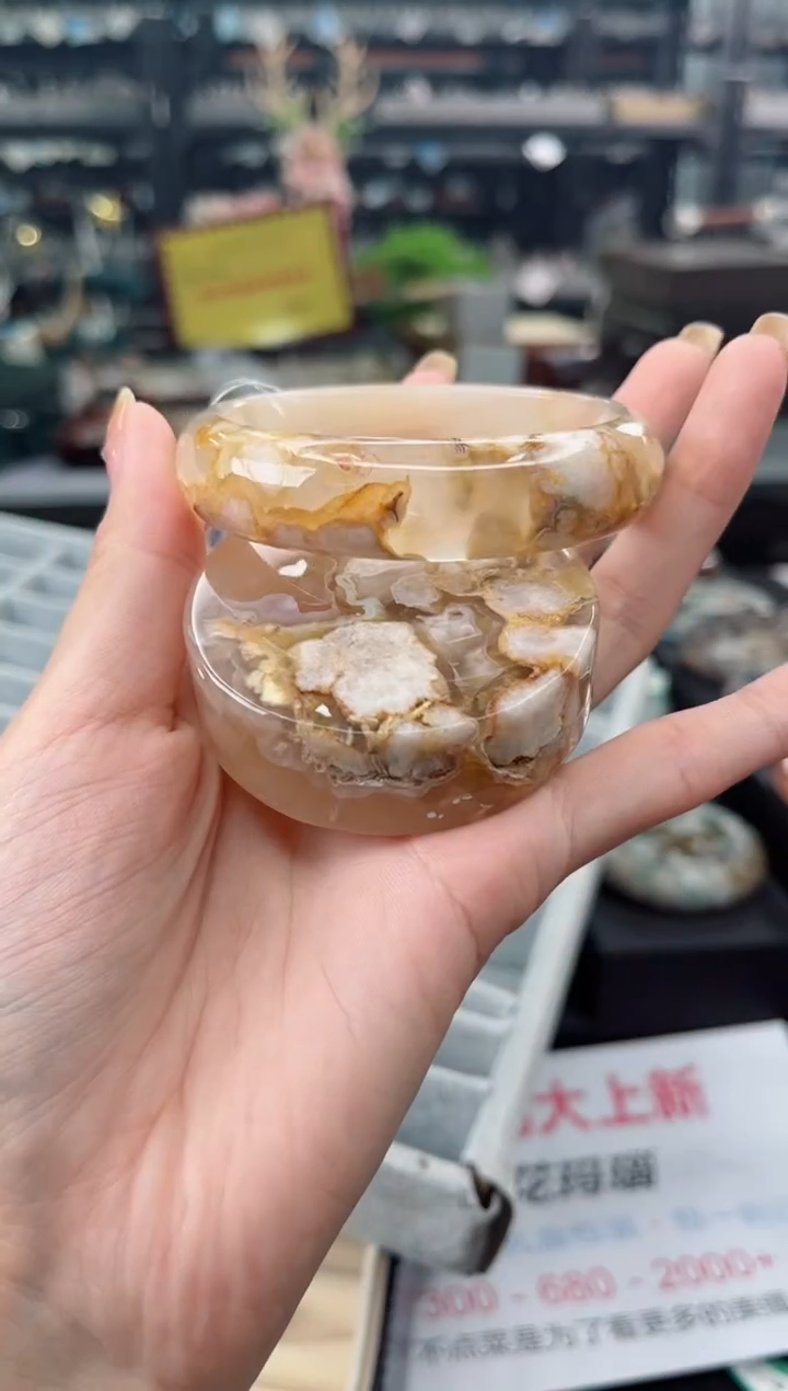 【闪购商品】石英质玉手镯未镶嵌58圈口（赠品镯心）3572389