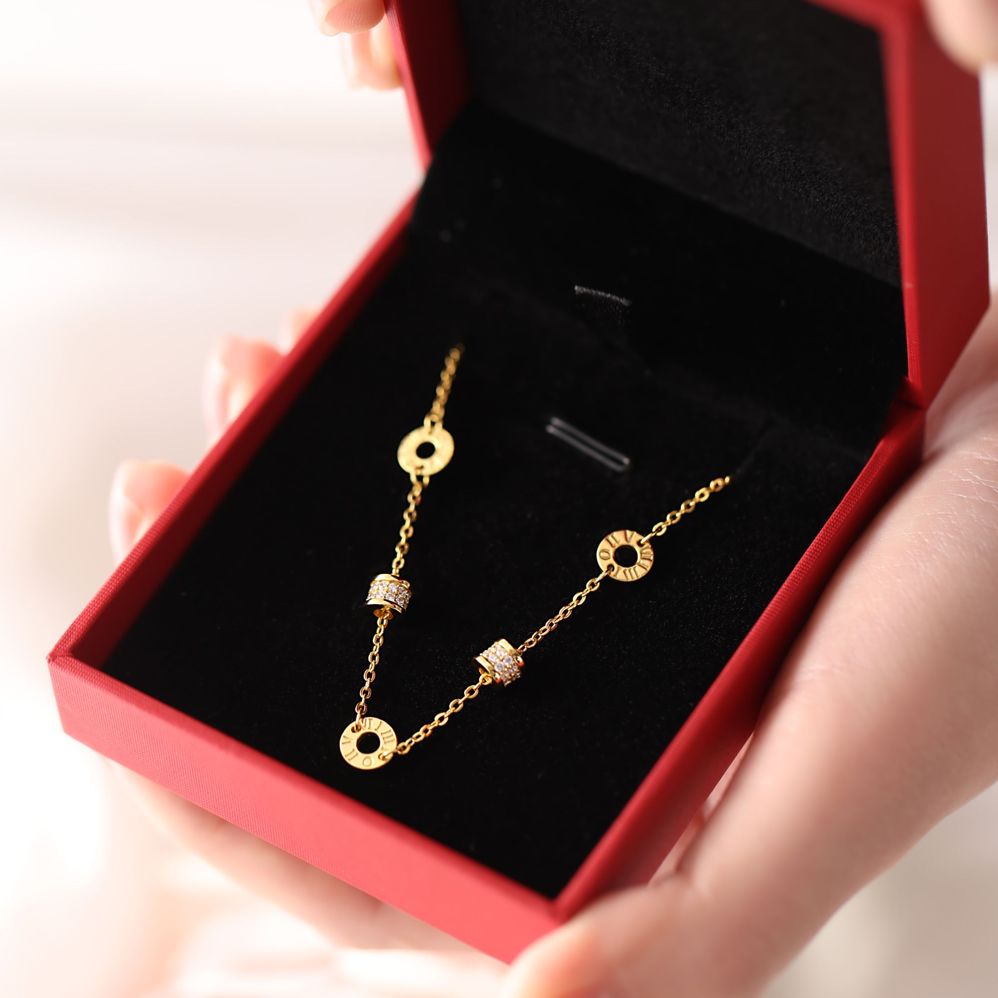 925银合成锆石手链 新款纯银S925小蛮腰时尚百搭气质女款手链百搭