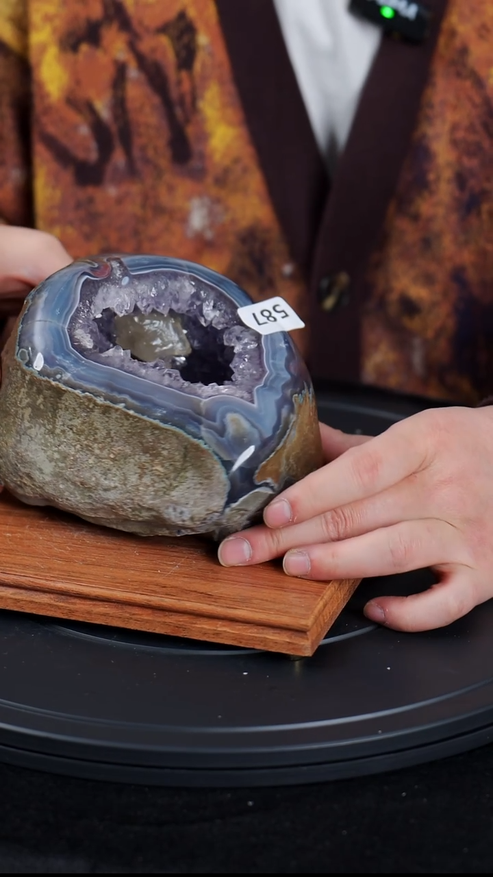 【闪购商品】紫晶大型摆件（非配饰）未镶嵌水晶