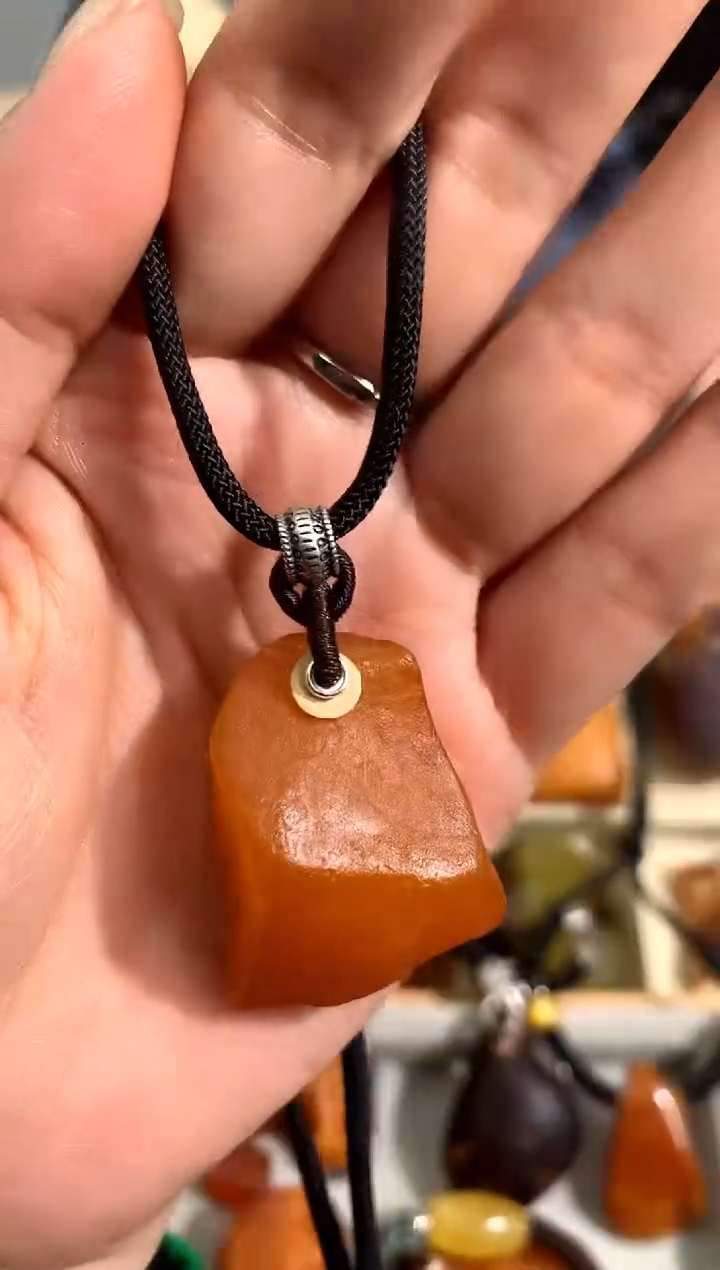 【闪购商品】蜜蜡裸石未镶嵌似玉