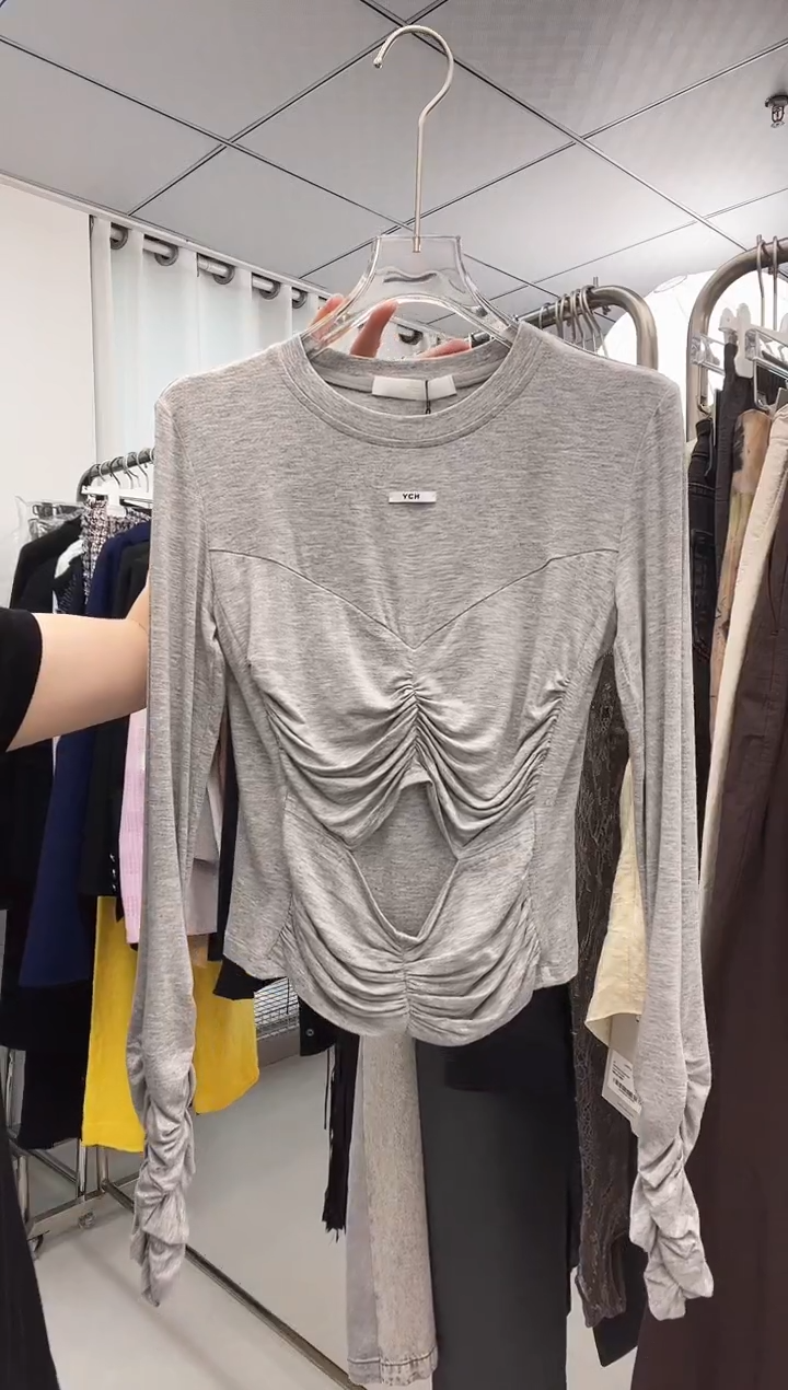 YCH 灰色  双层打底 舒适 好穿 修身 显瘦 打底衣S码  已开价