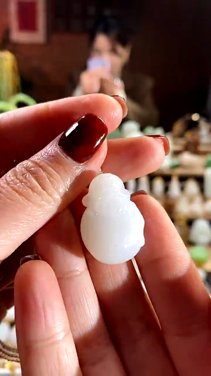 【闪购商品】和田玉吊坠未镶嵌。