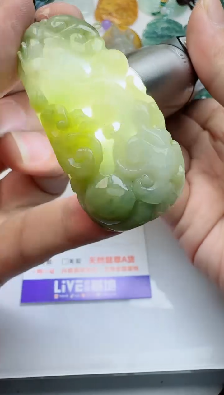 【闪购商品】翡翠吊坠(不含链)未镶嵌111111111111