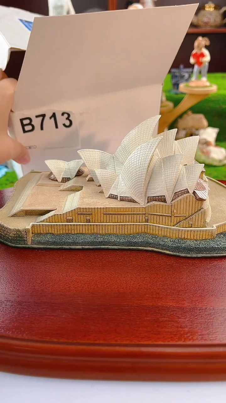 【闪购商品】紫砂茶宠Lilliput中古小房子713
