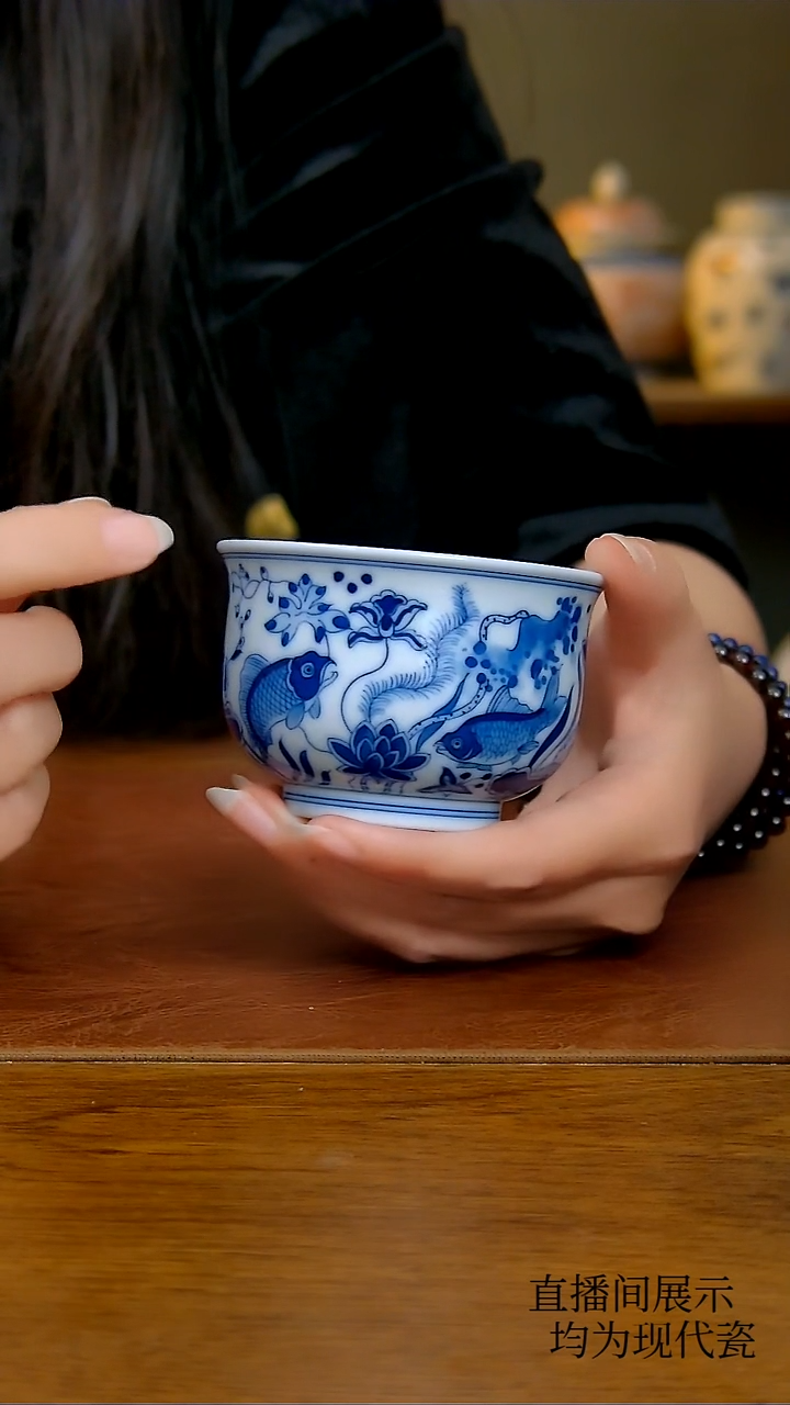 其他仿成化鱼藻炉式杯（柴窑）   