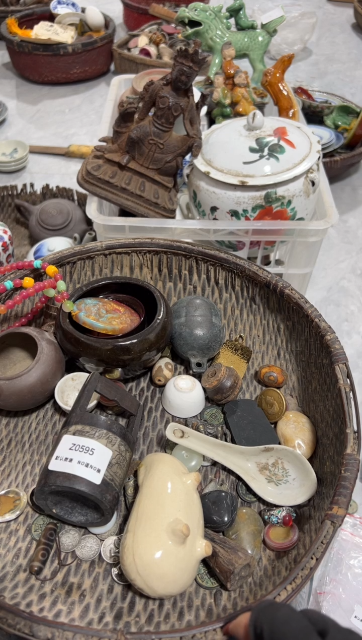 用****3秒拍秒付闪购瓷铜摆件