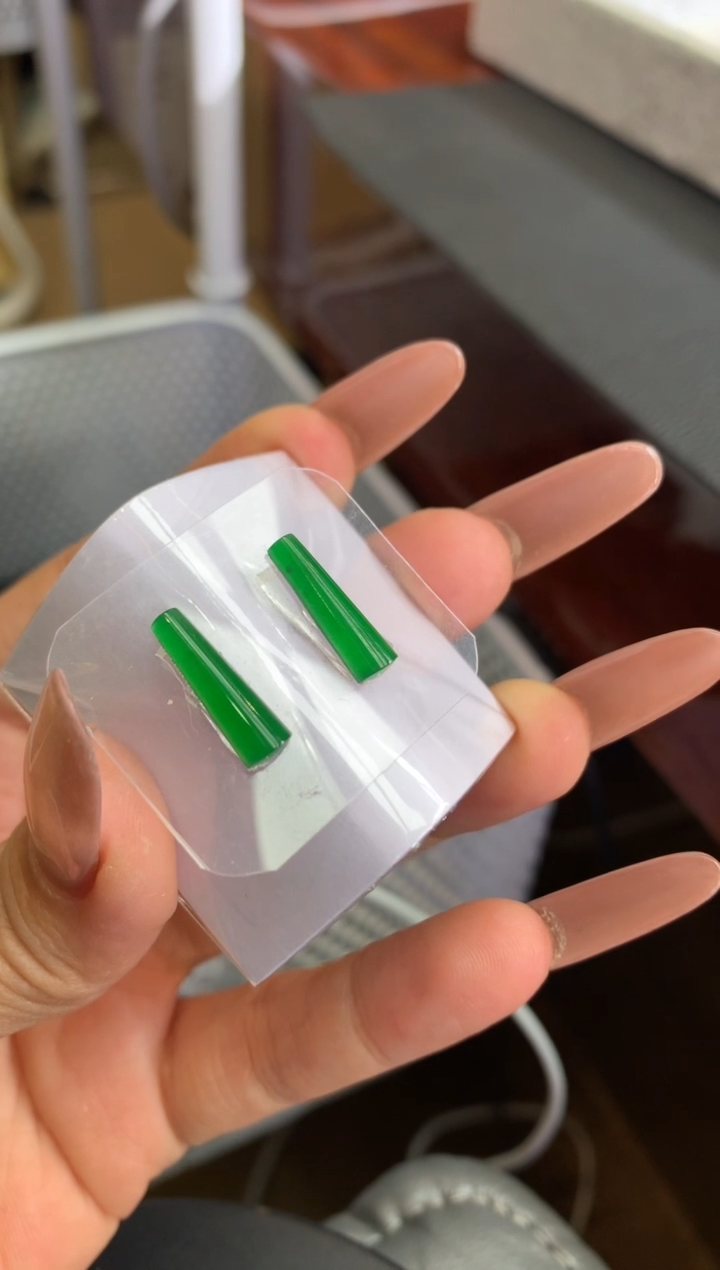 【闪购商品】定制翡翠未镶嵌翡翠