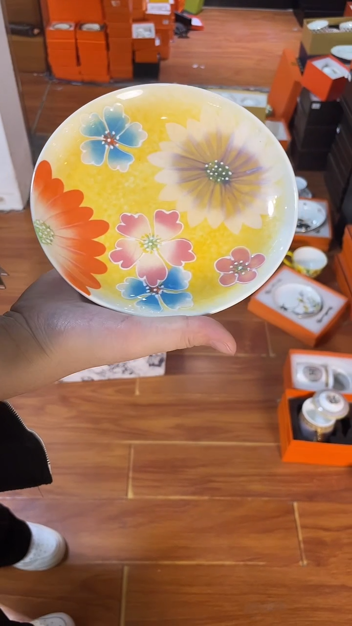 杯鸿辉家品牌瓷器，京东包邮！