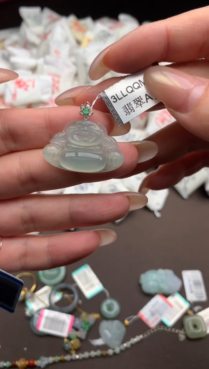 【闪购商品】翡翠挂件18K金镶嵌一