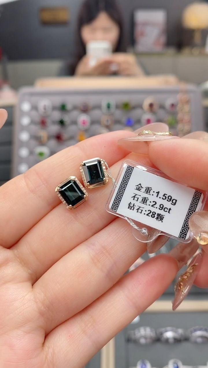 【闪购商品】碧玺猫眼耳饰18K金镶嵌2.9配钻