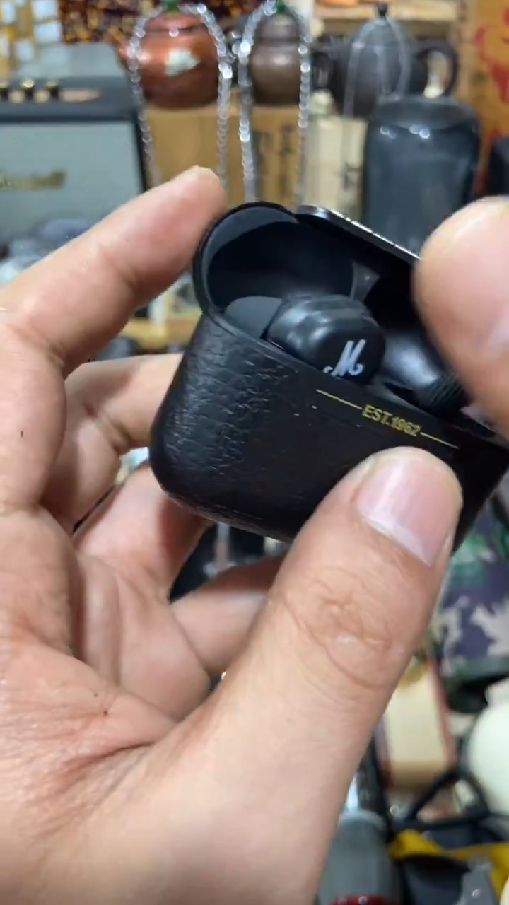 瓷片闪购商品  如图所示