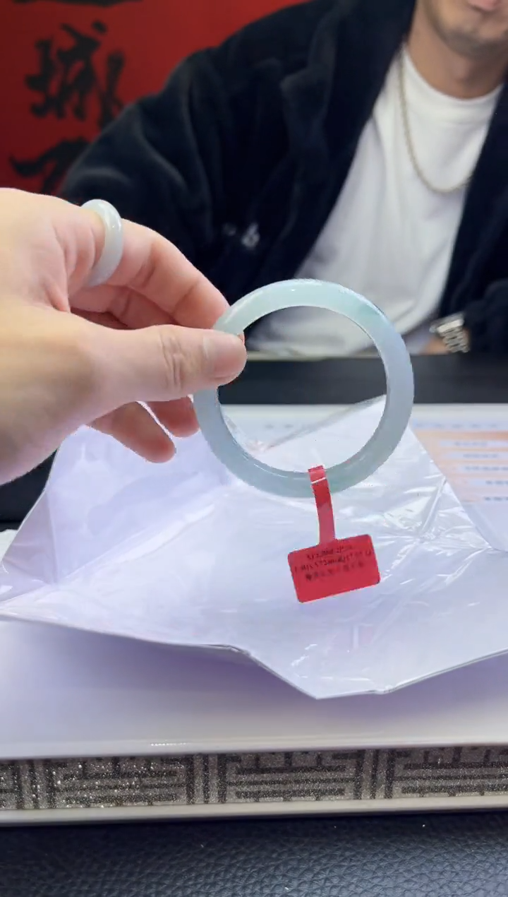 【闪购商品】翡翠手镯未镶嵌翡翠手镯