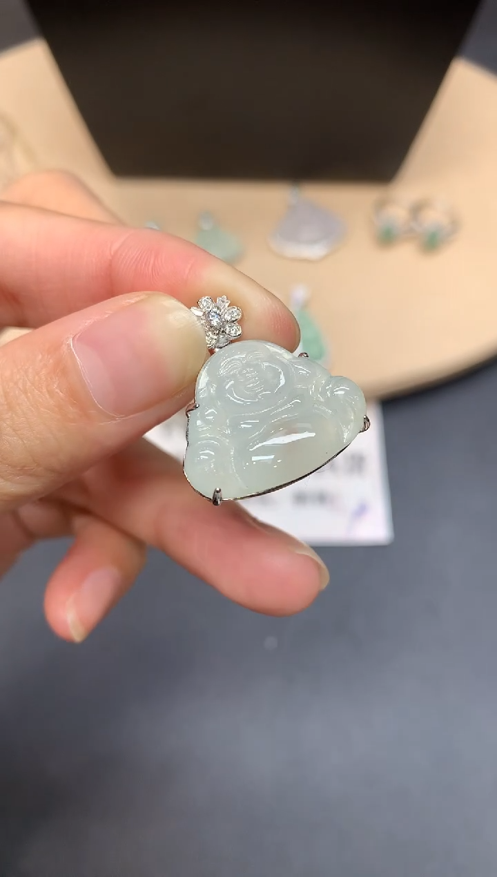 【闪购商品】翡翠吊坠(不含链)银S925镶嵌佛公【多样性发其一】
