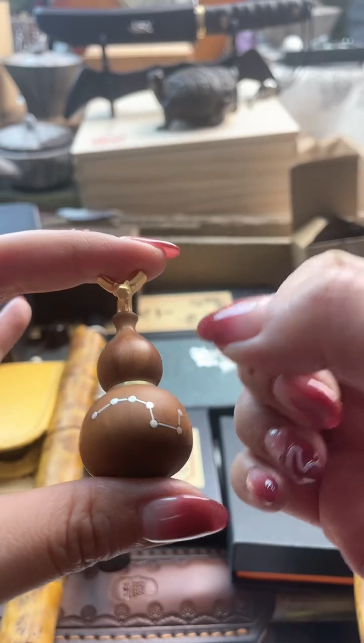 【闪购商品】瓷片 hl88888888888888