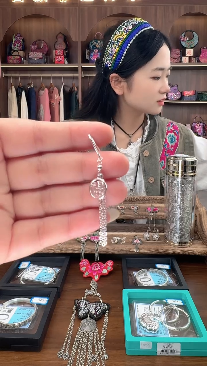 织绣扶光苗绣传承26