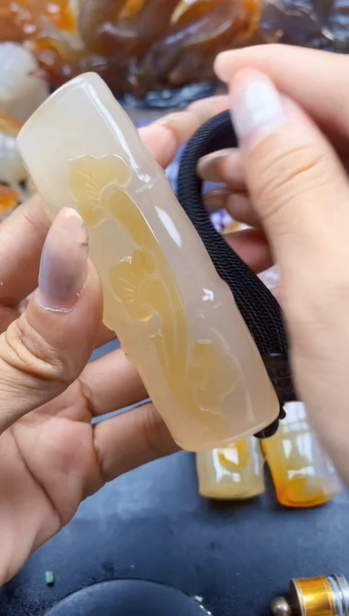 玛瑙/玉髓颈饰未镶嵌ll