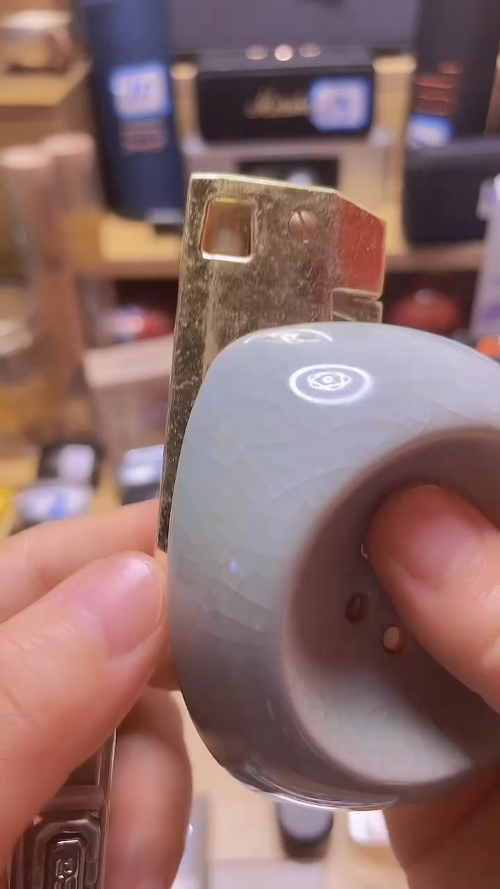 瓷片闪购商品 如图所示